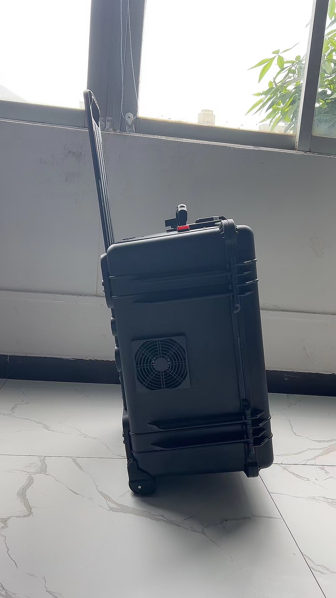 阳泉手拉箱型移动通信干扰器